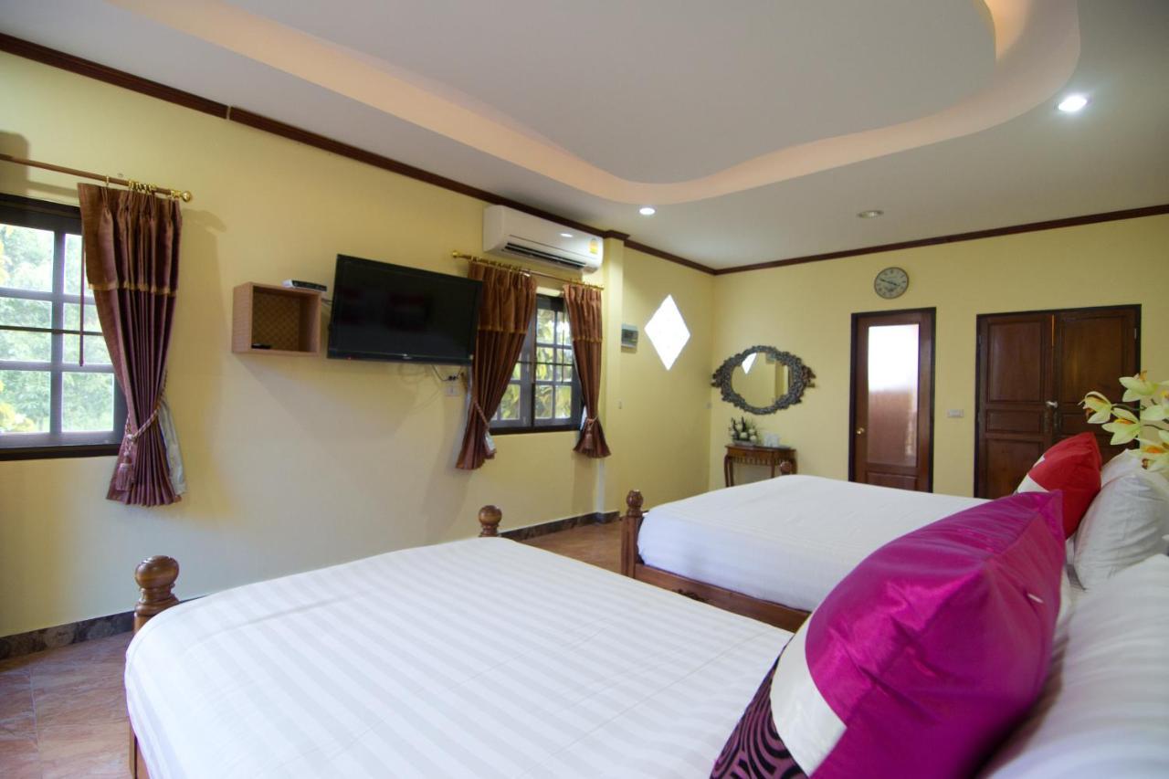 Bueng Bua Thong Resort Banhuajjaj Kültér fotó