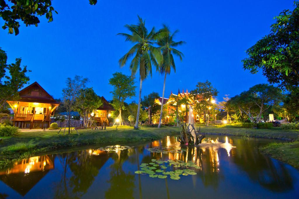 Bueng Bua Thong Resort Banhuajjaj Kültér fotó