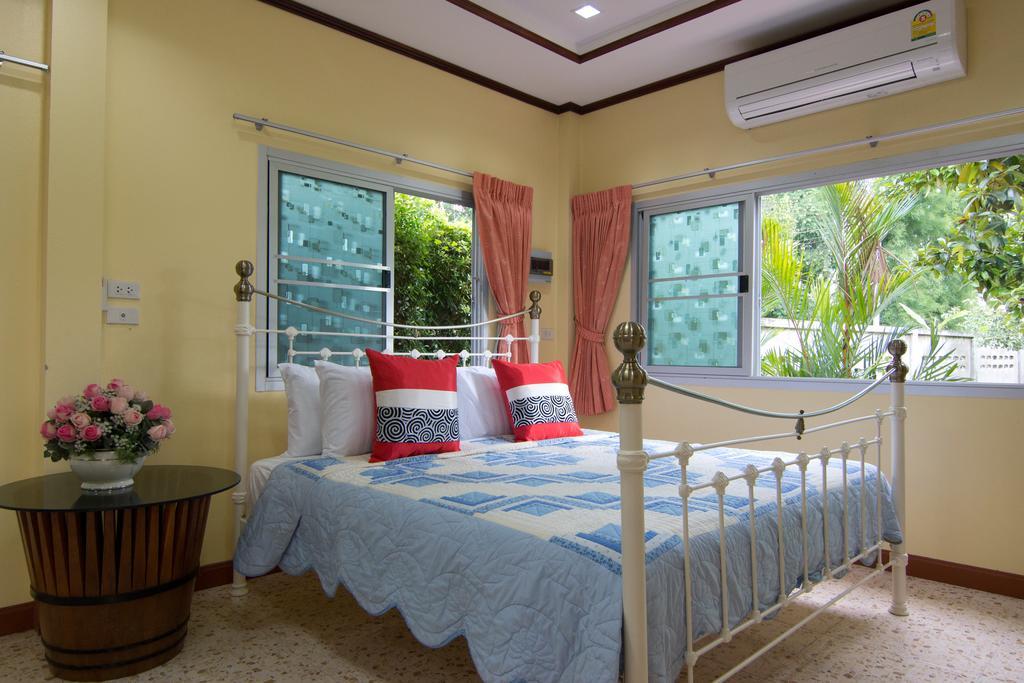 Bueng Bua Thong Resort Banhuajjaj Szoba fotó